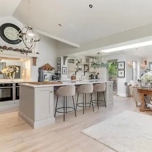 https://private-apartment.yorkshirehotels.net