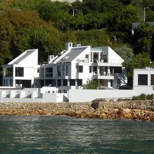 https://185-beach-road-boutique-suites-and-apartments.hotels-capetown.com